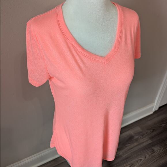 4/$20 Tek Gear DryTek V-Neck Athletic Top Size Small Fluorescent Peach Pink - Picture 2 of 6